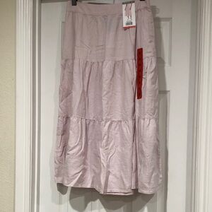 NWT Elegant Pink Tiered Skirt